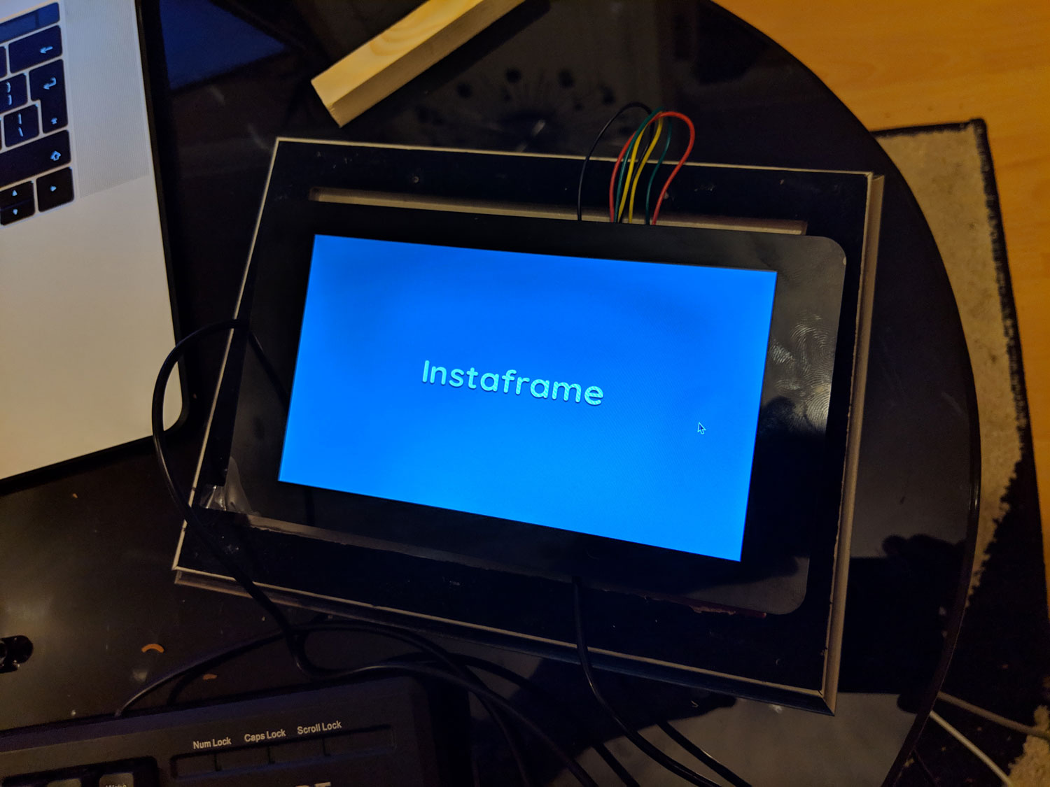 An image of the Instaframe Electron app being run in the frame.